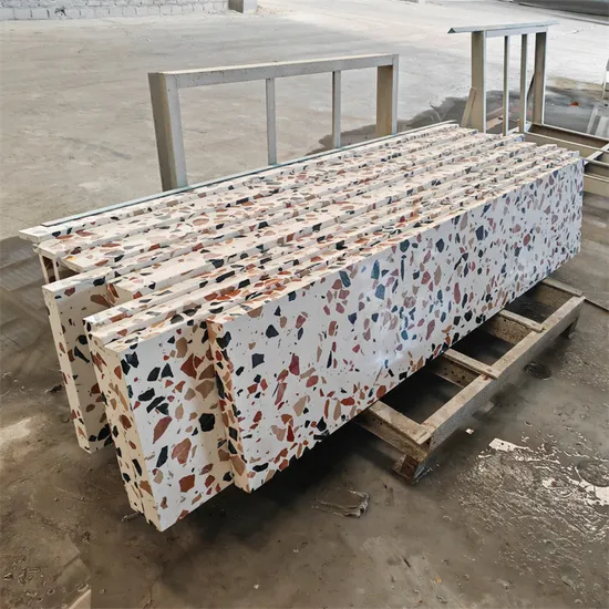 Piani di lavoro lucidati/levigati Lastra di terrazzo Materiale da costruzione Pietra artificiale Piastrelle per pavimenti in ceramica Terrazzo