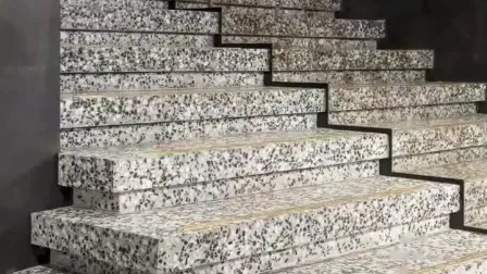 Piano di lavoro per cucina personalizzato in pietra a grani grossi, terrazzo bianco